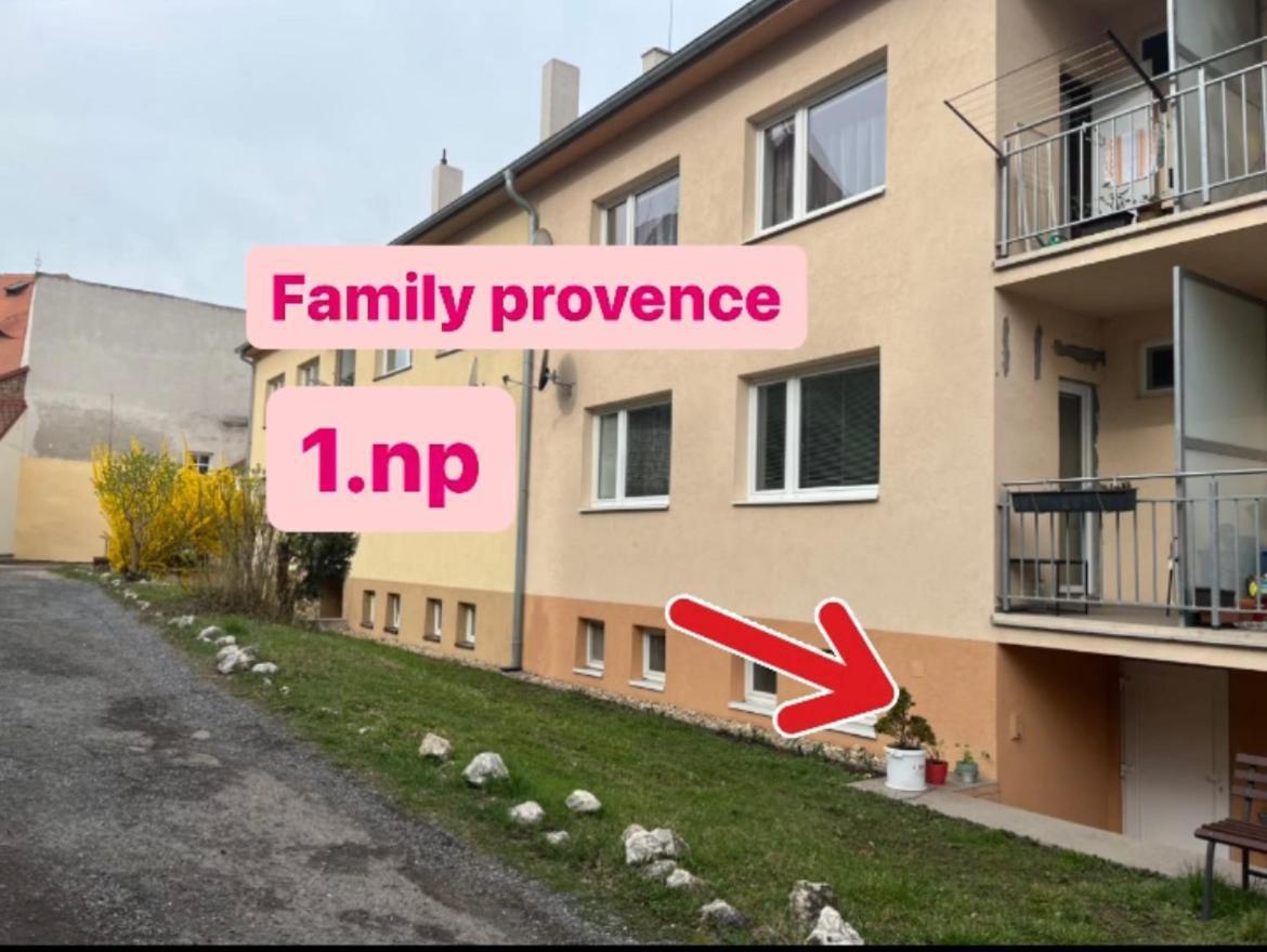 Family Provence Mikulov Appartement Buitenkant foto